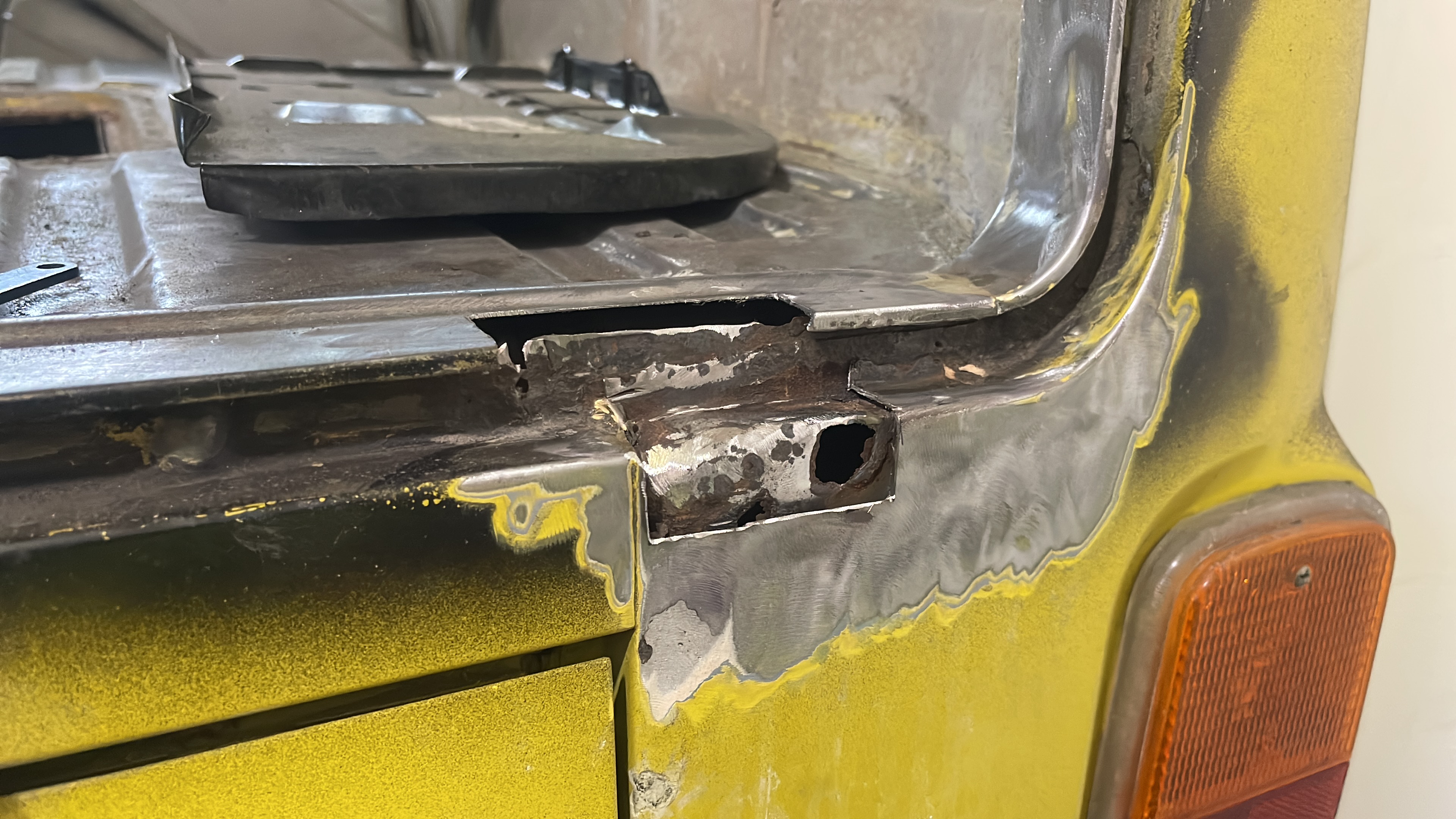 Repairing the back door surround & D-pillar