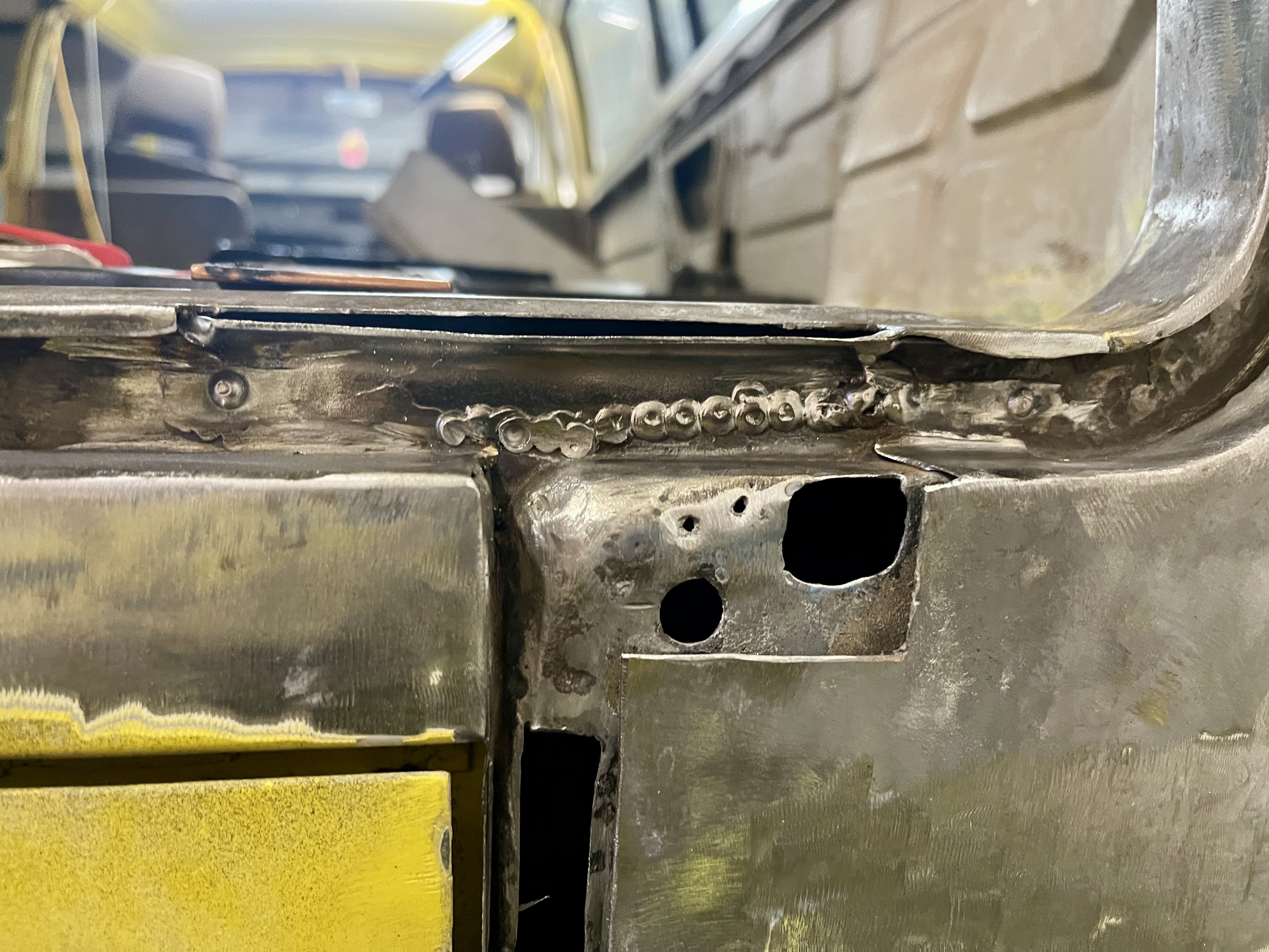 Repairing the back door surround & D-pillar